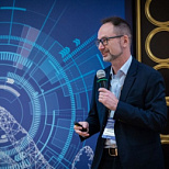 RAMAX Group представил свою экспертизу в области ИИ на бизнес-завтраке «Ведомостей»
