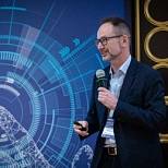 RAMAX Group представил свою экспертизу в области ИИ на бизнес-завтраке «Ведомостей»